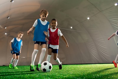 هدافي الدوري الإنجليزي 2025من يتصدر السباق نحو لقب الهداف؟