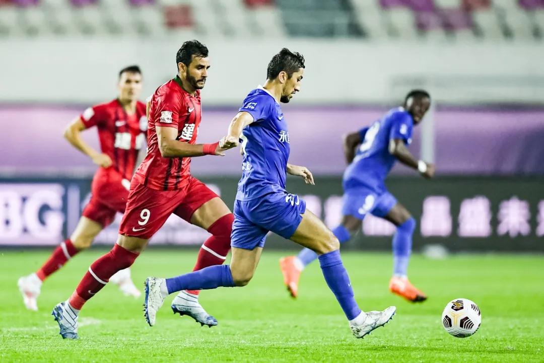 جدولبطولةالدوريالإنجليزيتطورالمنافسةوأبرزالمفاجآتهذاالموسم