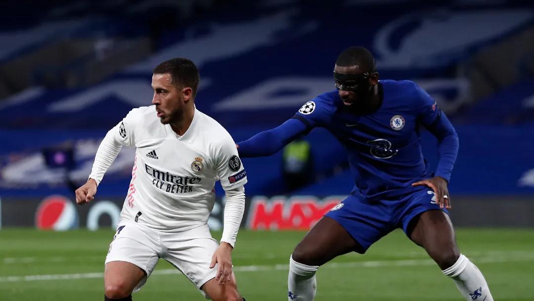 نادي ليفربول ضد مانشستر سيتيصراع العمالقة في الدوري الإنجليزي الممتاز