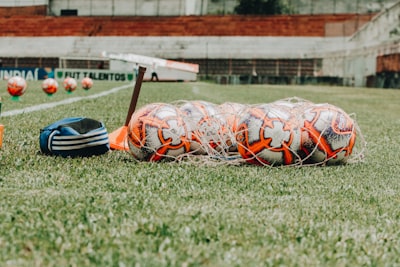 آخرأخباركرةالقدمالهلالالسعودييتألقمحلياًوقارياً
